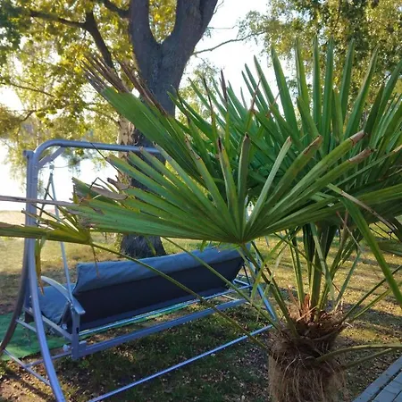 Neu! See-ferienwohnung 4 *